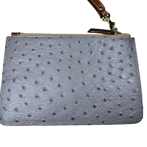 New with Tag Dooney & Bourke Flat Ostrich Leather Wristlet 8 x 5 3/4 Gray Brown - Picture 3 of 10